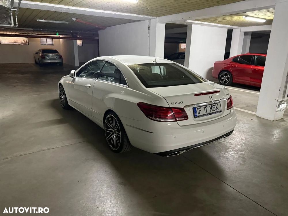 Mercedes-Benz E - 13