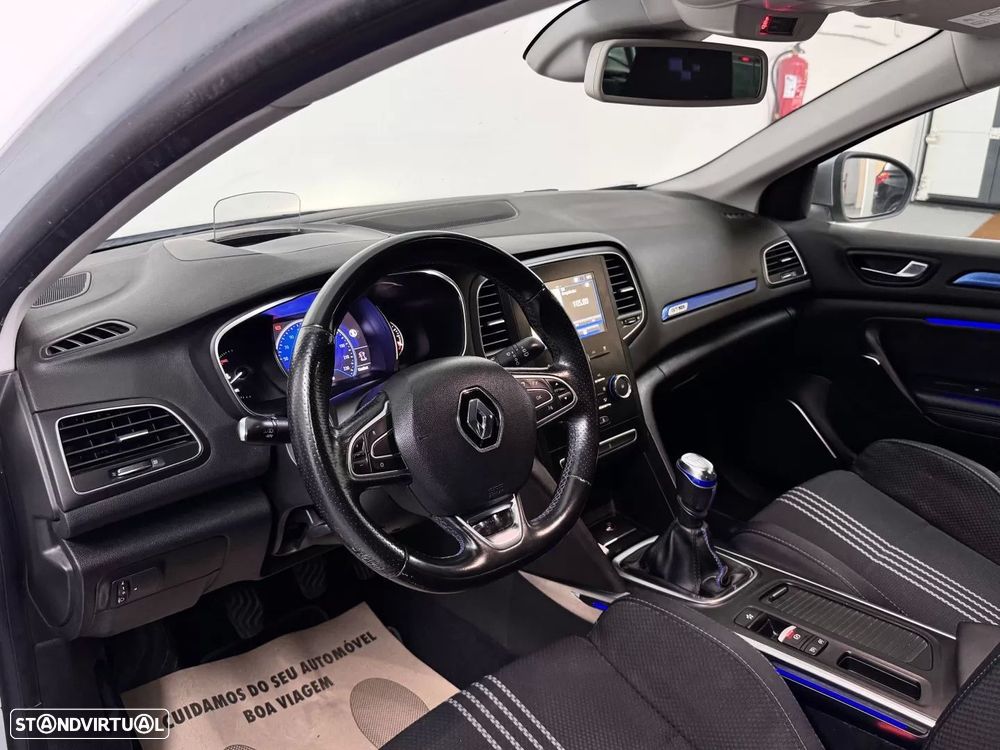 Renault Mégane Sport Tourer 1.5 Blue dCi GT Line - 22
