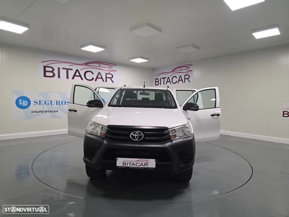 Toyota HILUX 2.4 D-4D 4WD CD CH - 14
