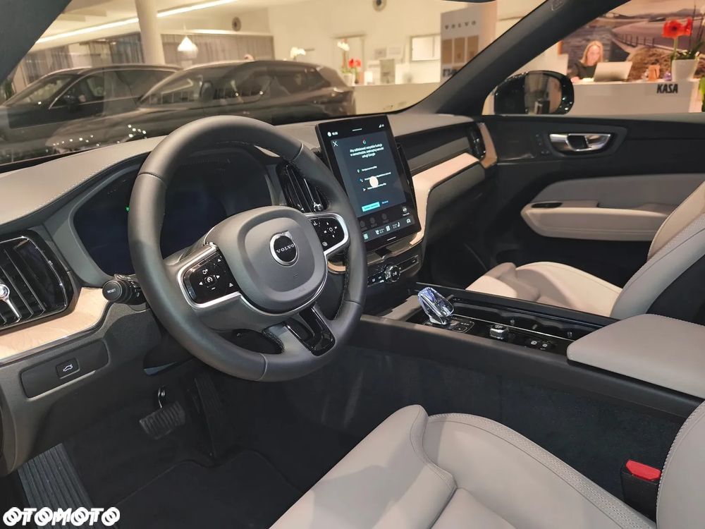 Volvo XC 60 B5 B AWD Ultra Dark - 7