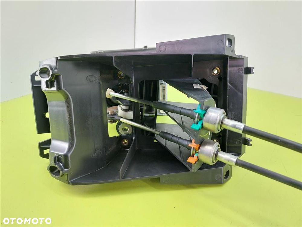 Mechanizm zmiany biegów lewarek Dodge Caliber  2.0B 156KM 2006-2011 - 7