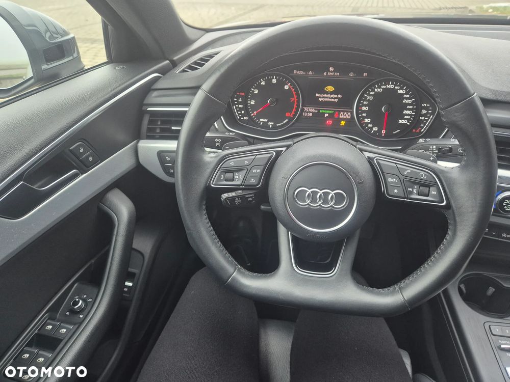 Audi A4 Avant 40 TFSI S tronic S line - 11