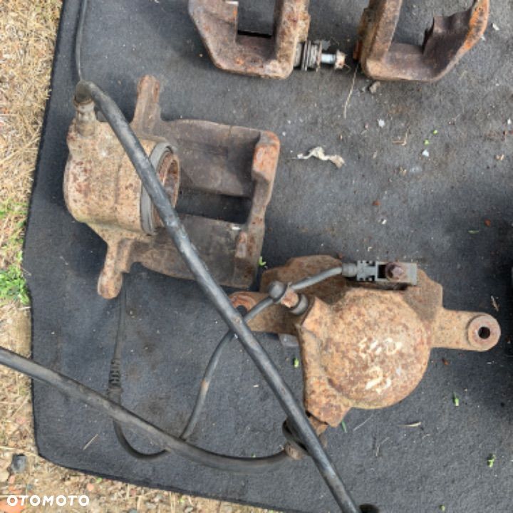 mercedes e 211 cls 219 zacisk tył zaciski przód - 14