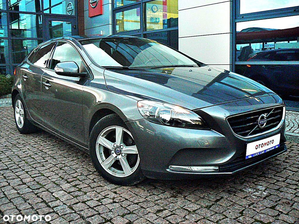 Volvo V40 CC D2 Kinetic - 2