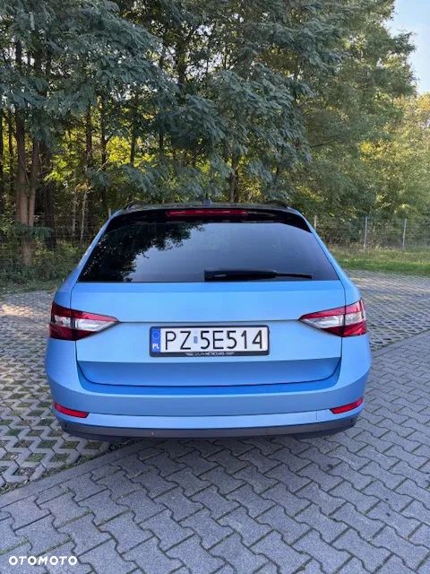 Skoda Superb 1.4 TSI ACT DSG Active - 6
