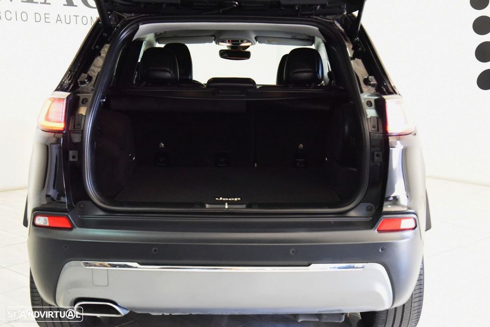 Jeep Cherokee 2.2 D Limited - 11