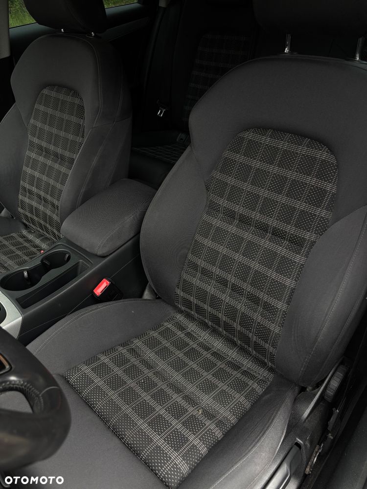 Audi A4 Avant 2.0 TDI DPF quattro S tronic Ambition - 15