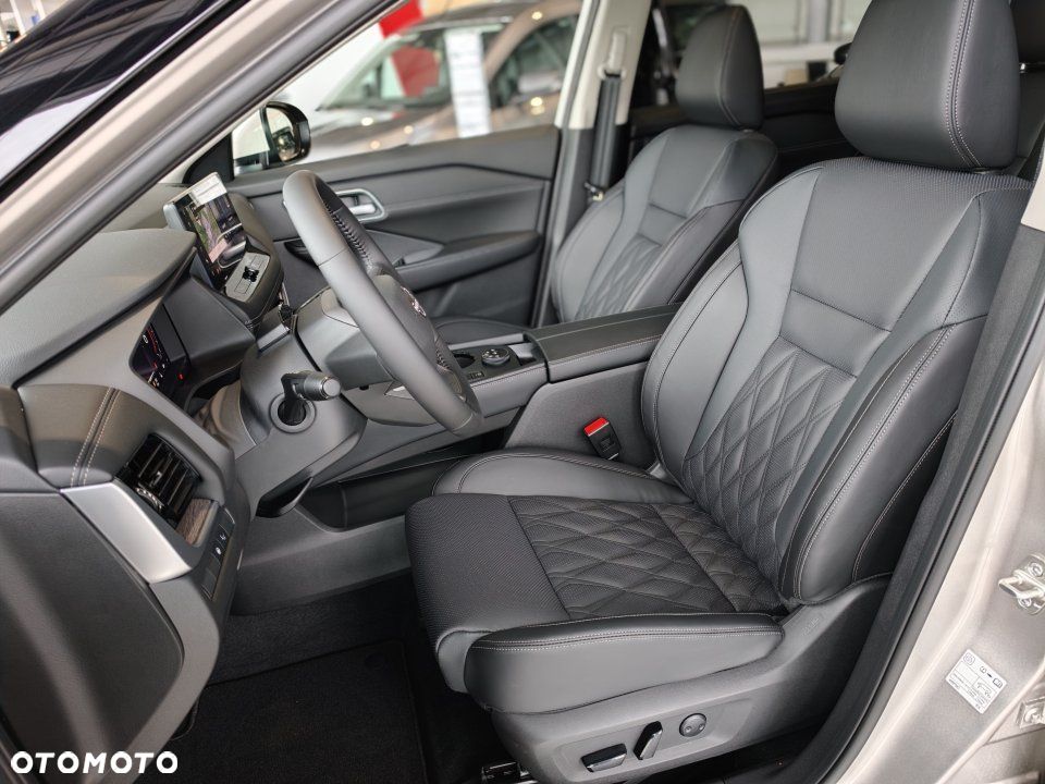 Nissan X-Trail - 10
