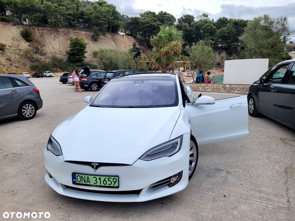 Tesla Model S Long Range Plus - 20