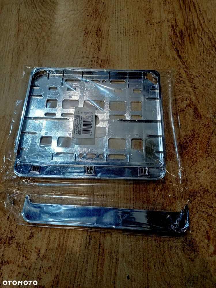 Ramka tablicy rej.  srebrna chromowana motocyklowa - 3