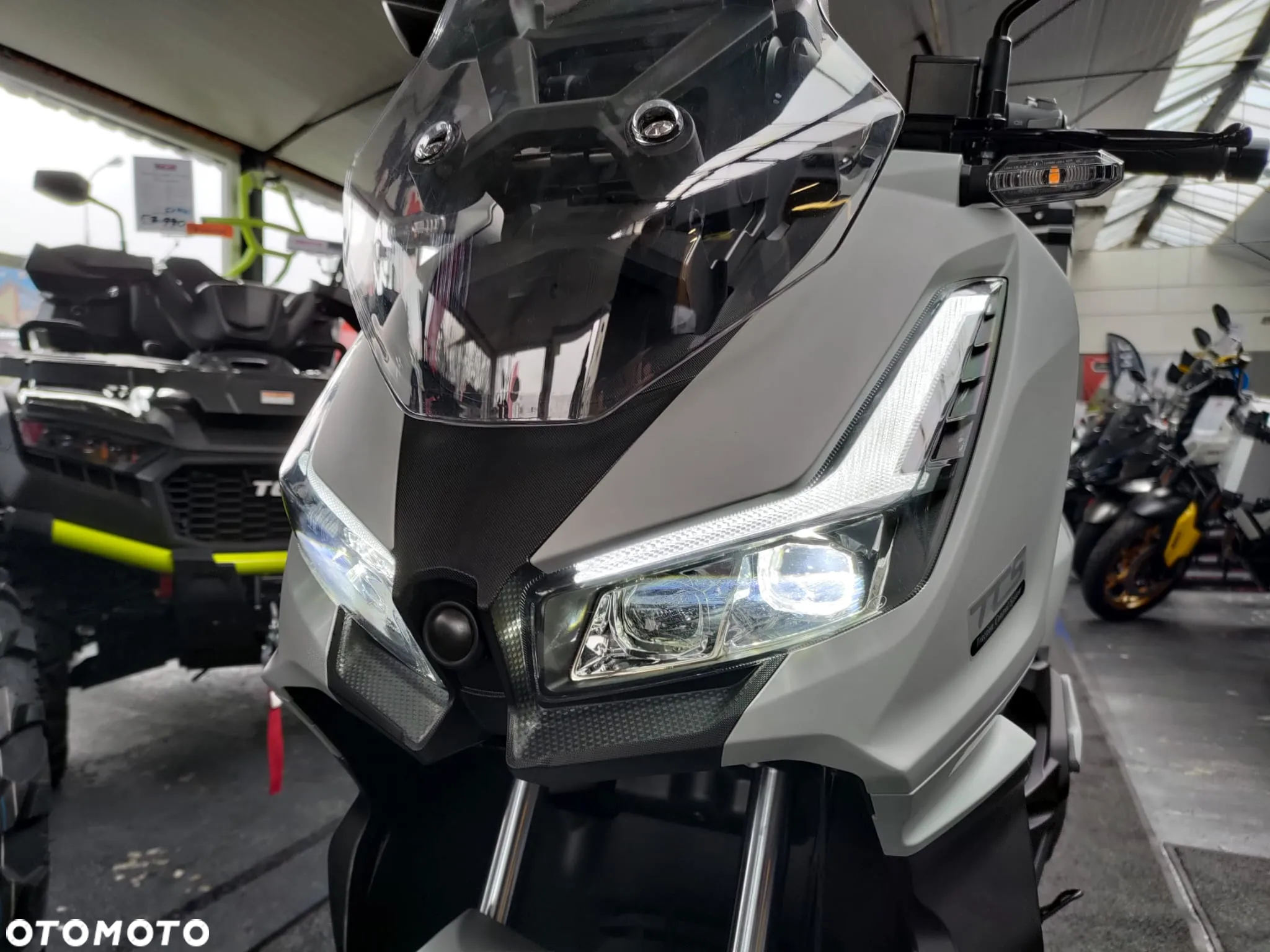 Linhai Scooter - 29