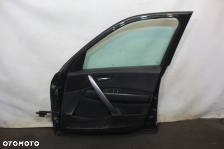 DRZWI PRAWY PRZÓD BMW X3 E83 UK 668/9 - 2
