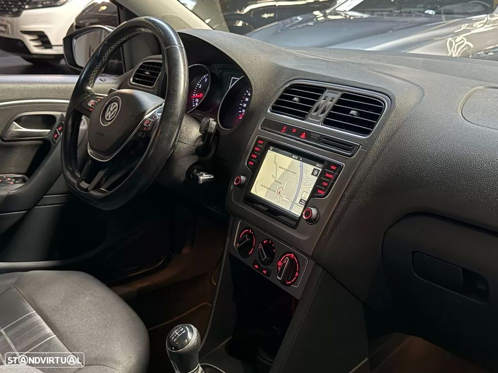 VW Polo 1.0 Lounge - 16