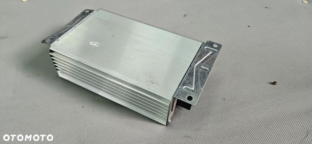 Wzmacniacz radia Audi A6 C6 2006r 4F0910223B - 1