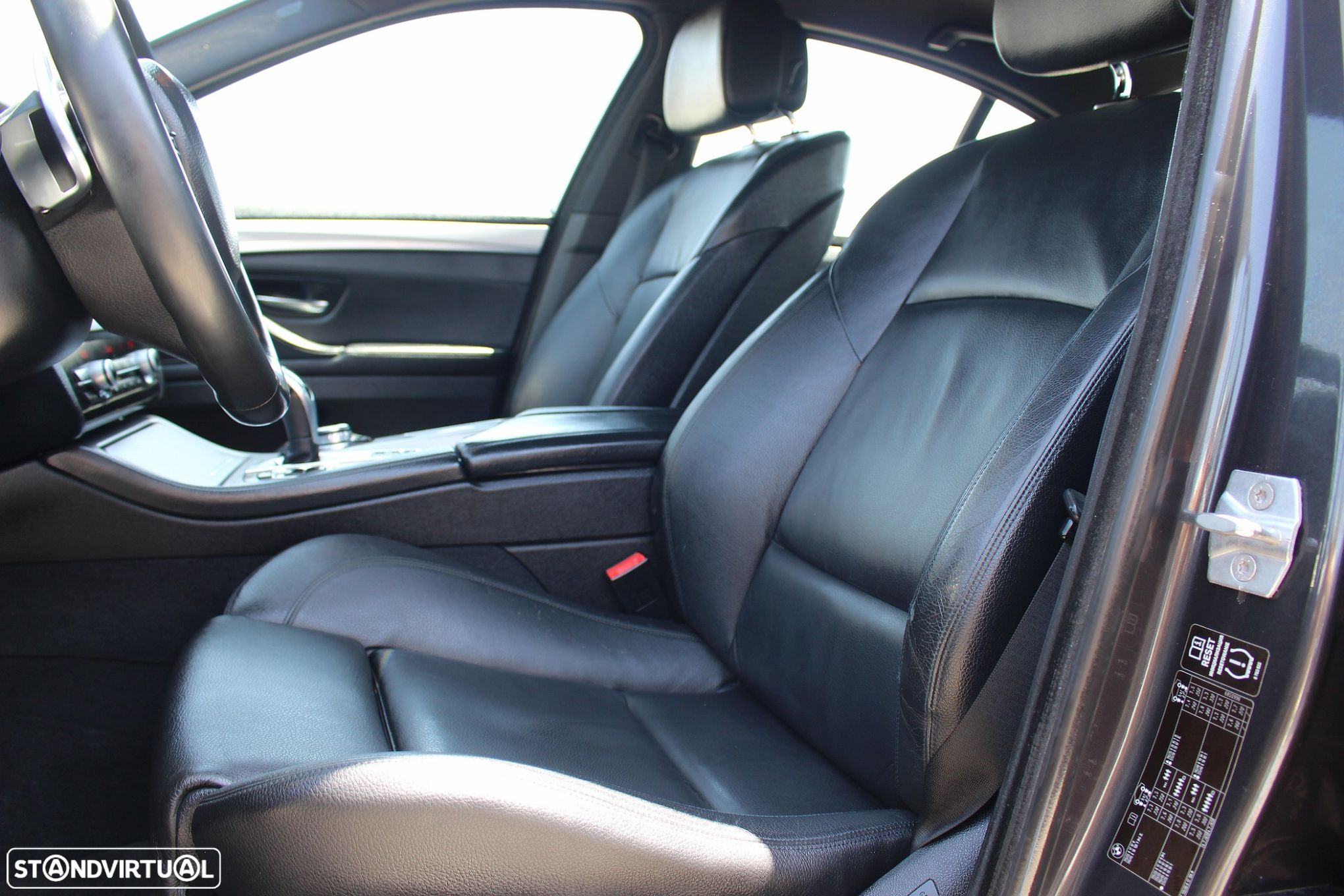 BMW 525 d Pack M Auto - 34