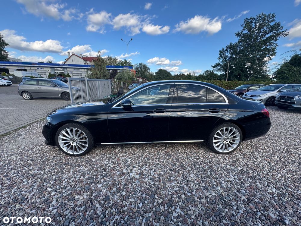 Mercedes-Benz Klasa E 220 d T 9G-TRONIC Avantgarde - 8