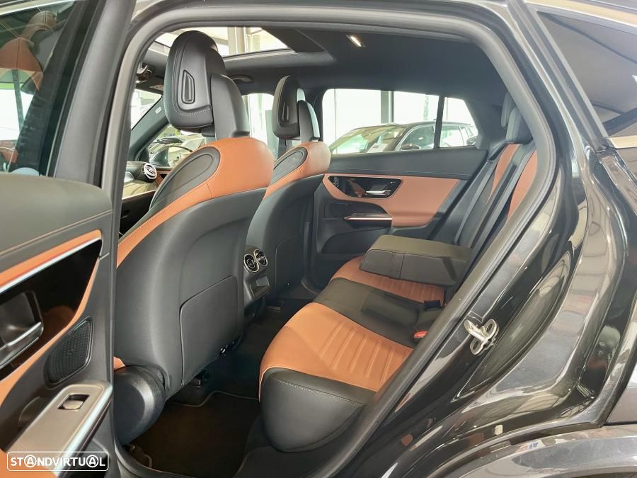 Mercedes-Benz GLC 300 de Coupe 4Matic - 48
