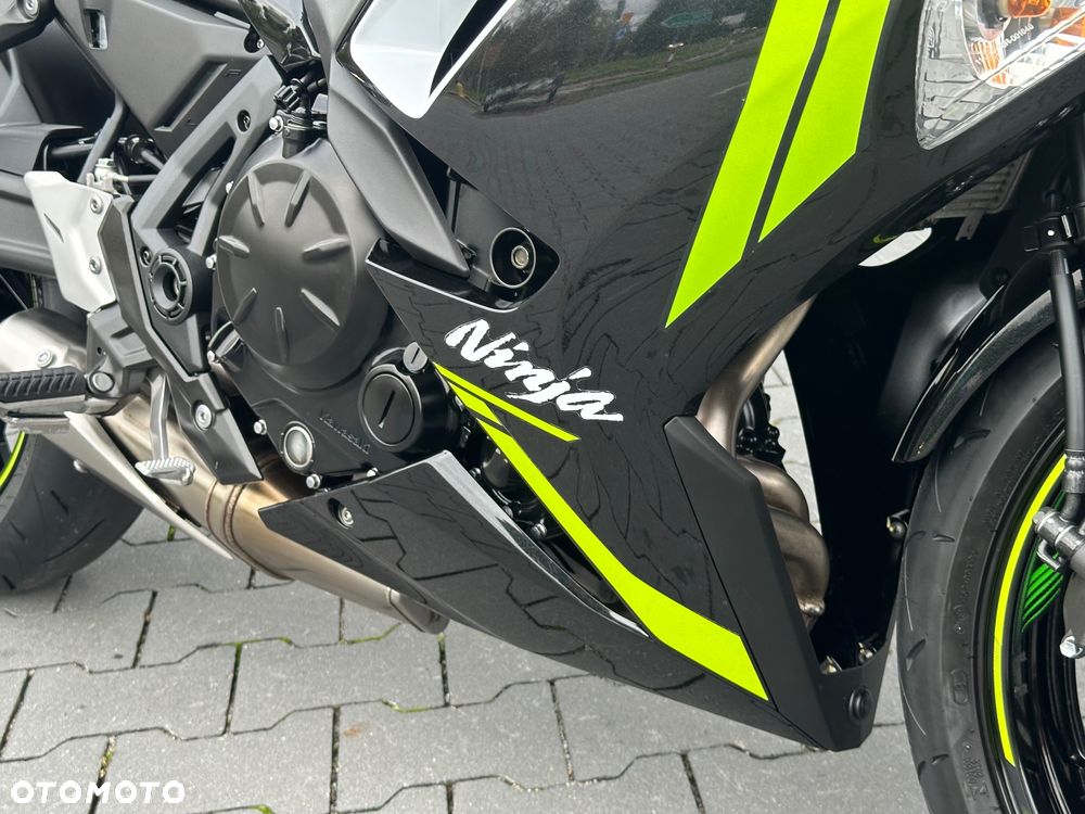 Kawasaki Ninja - 15