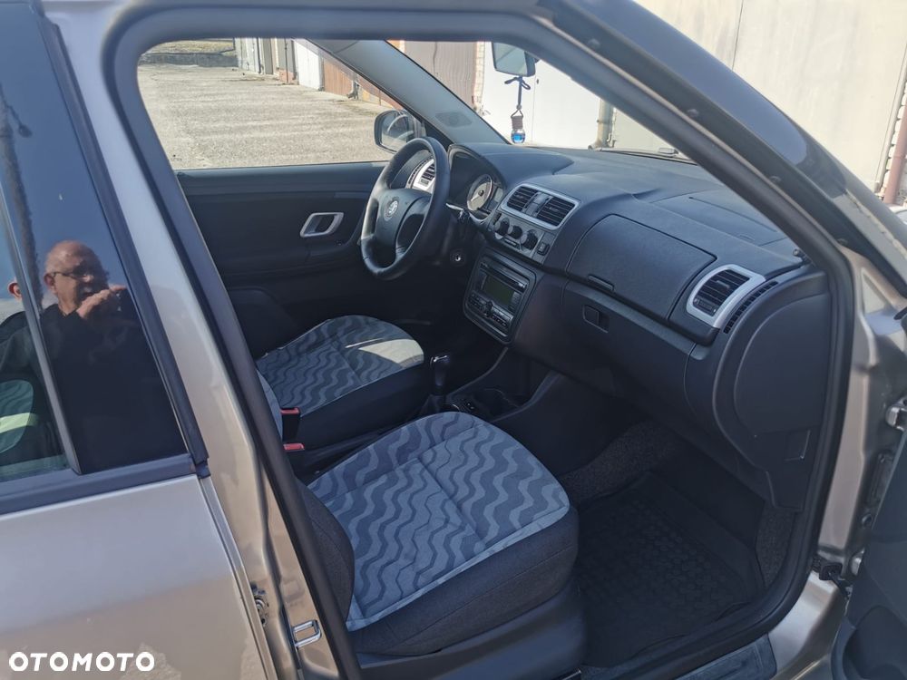 Skoda Fabia 1.4 16V Style - 9