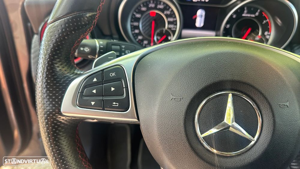 Mercedes-Benz A 45 AMG 4Matic Speedshift 7G-DCT - 33