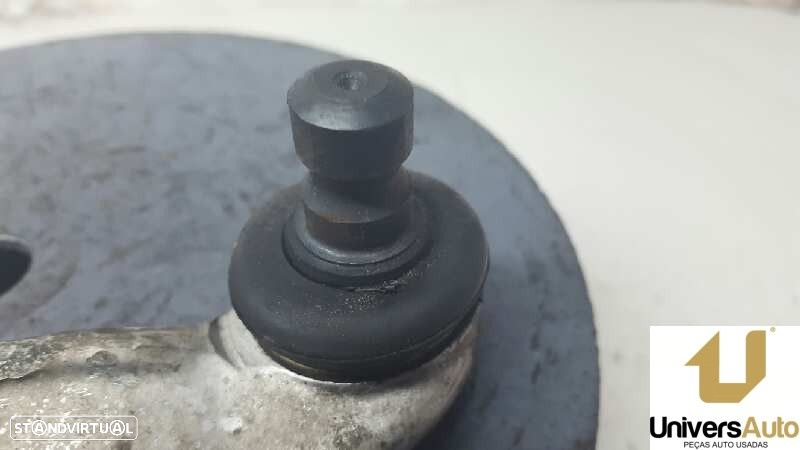 BRAÇO SUSPENSÃO SUPERIOR FRENTE DIREITO AUDI A4 BERLINA (B5) 1.9 TDI - 3