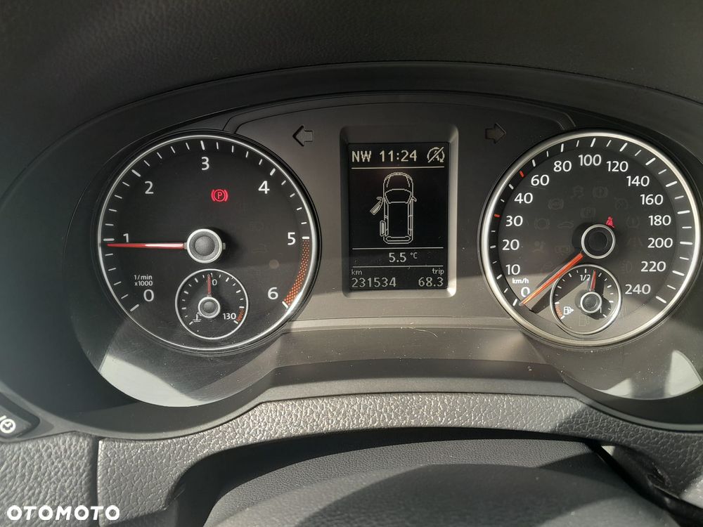 Volkswagen Sharan 2.0 TDI BMT Comfortline - 24