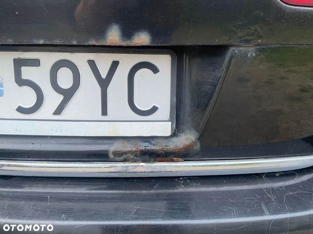 Volkswagen Passat 1.9 TDI Comfortline - 14