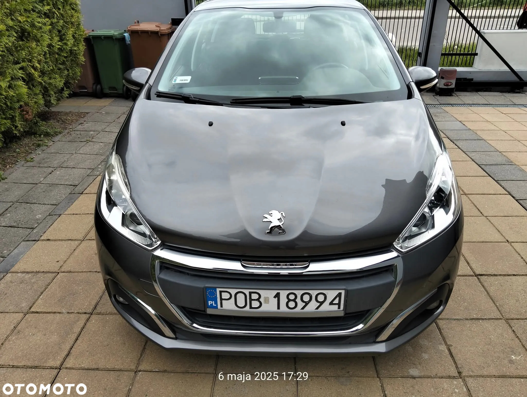 Peugeot 208 - 2