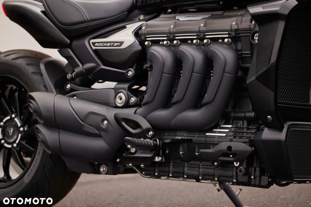 Triumph Rocket - 11