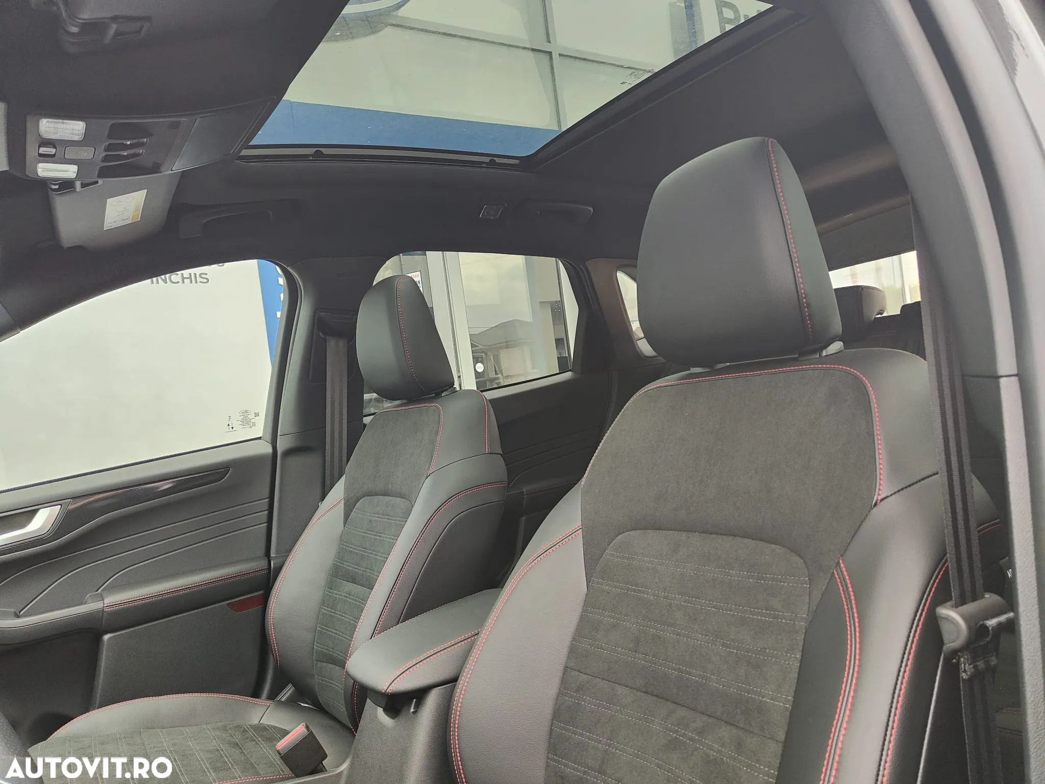 Ford Kuga 2.5 Duratec FWD FHEV ST-Line X - 11