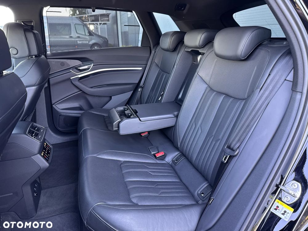 Audi e-tron 55 Quattro S Line - 18