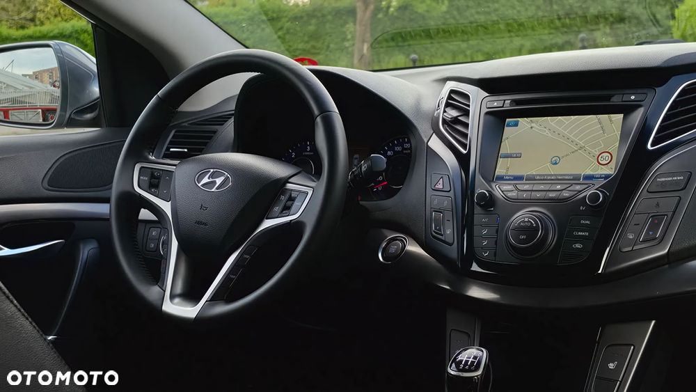 Hyundai i40 Kombi 1.7 CRDi Premium - 21