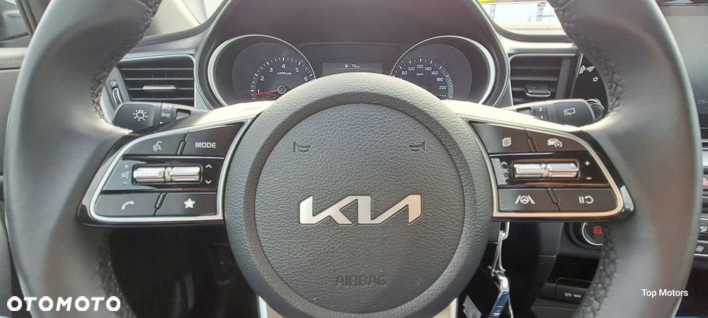 Kia Ceed 1.5 T-GDI M - 34