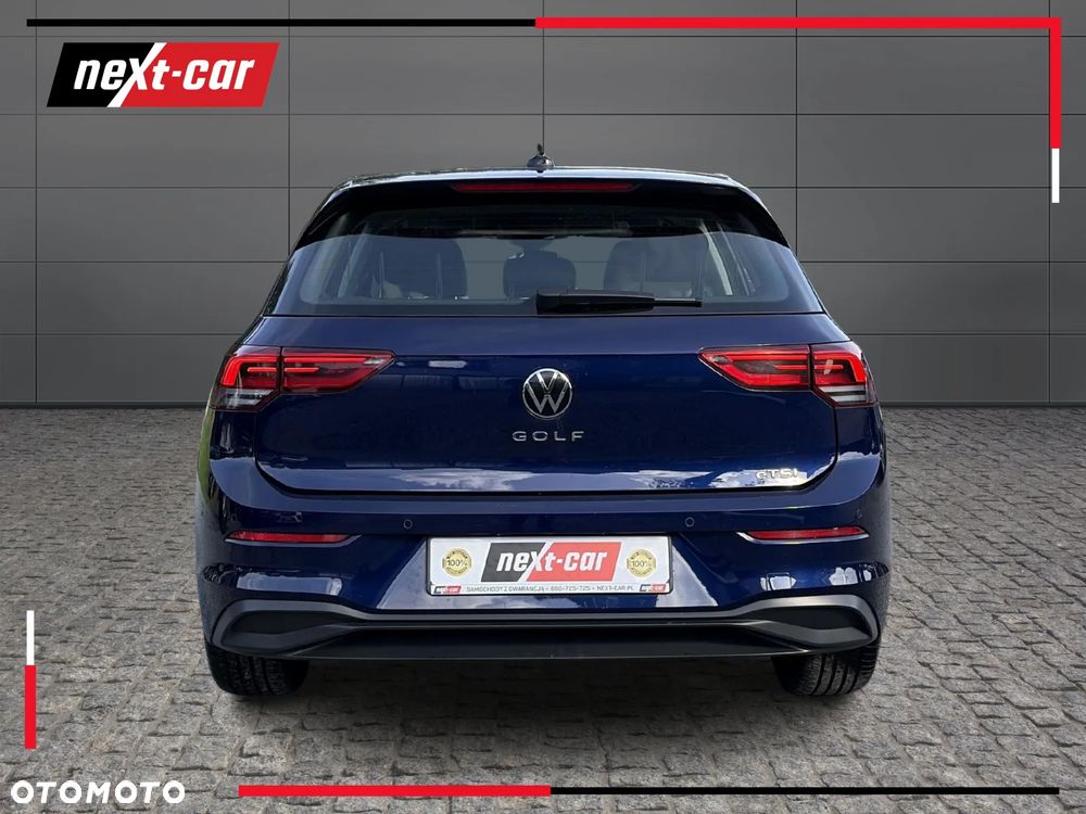 Volkswagen Golf VIII 1.5 eTSI EVO Life DSG - 4
