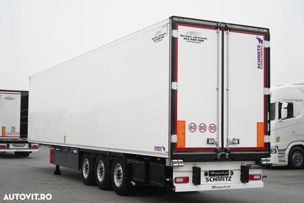 Schmitz Cargobull / REFRIGERAT / UNITATE SCHMITZ TKM / 2x AXE DE RIDICARE / COȘ PENTRU PALEȚI / 2023 / - 4