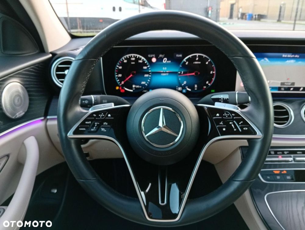 Mercedes-Benz Klasa E - 14