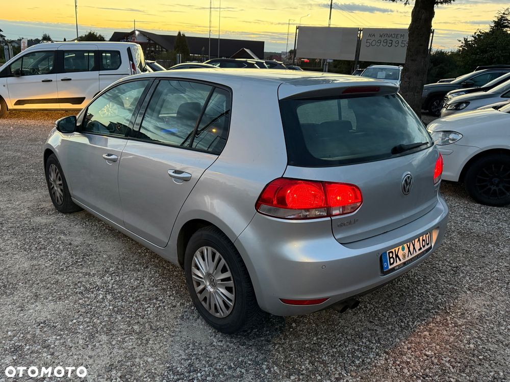 Volkswagen Golf - 5