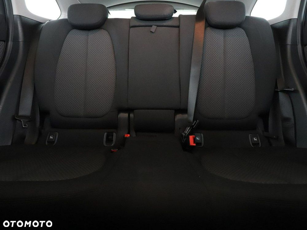 BMW X1 xDrive18d Advantage - 18