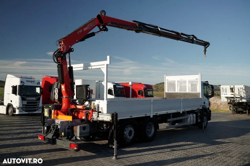 Iveco STRALIS 460 / 6X2 / LIVRARE 8,1 m + HDS FASSI. F185 CAPACITATE MAXIMĂ DE ÎNCĂRCARE 5.500 KG / RADIOCOMANDĂ / ROTATOARE - 4