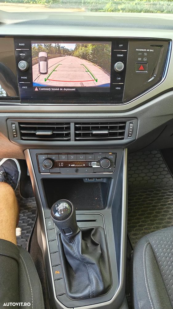Volkswagen Polo 1.0 TSI Comfortline - 3