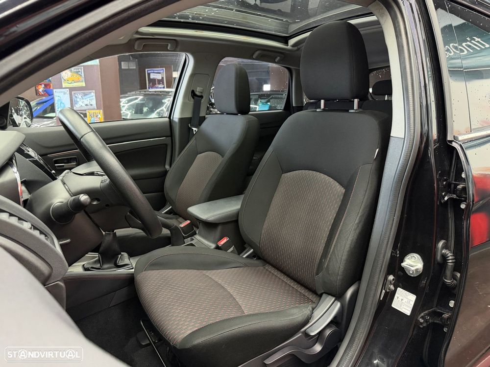 Mitsubishi ASX 1.6 MIVEC Intense - 13