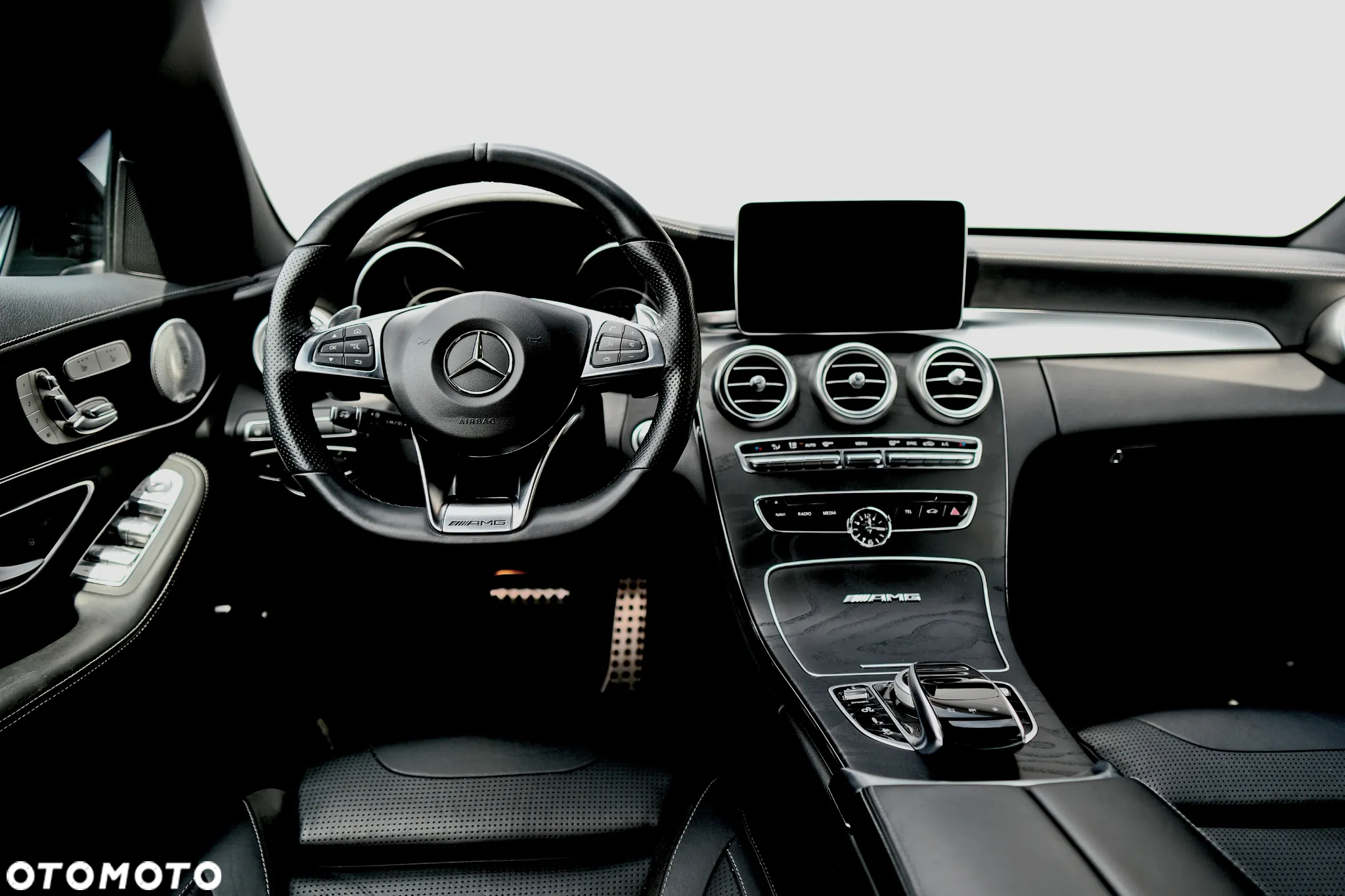 Mercedes-Benz Klasa C AMG 63 - 19