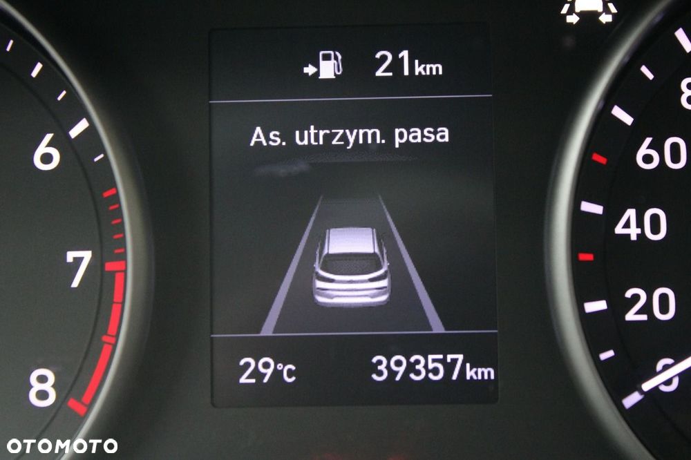 Hyundai i30 - 23