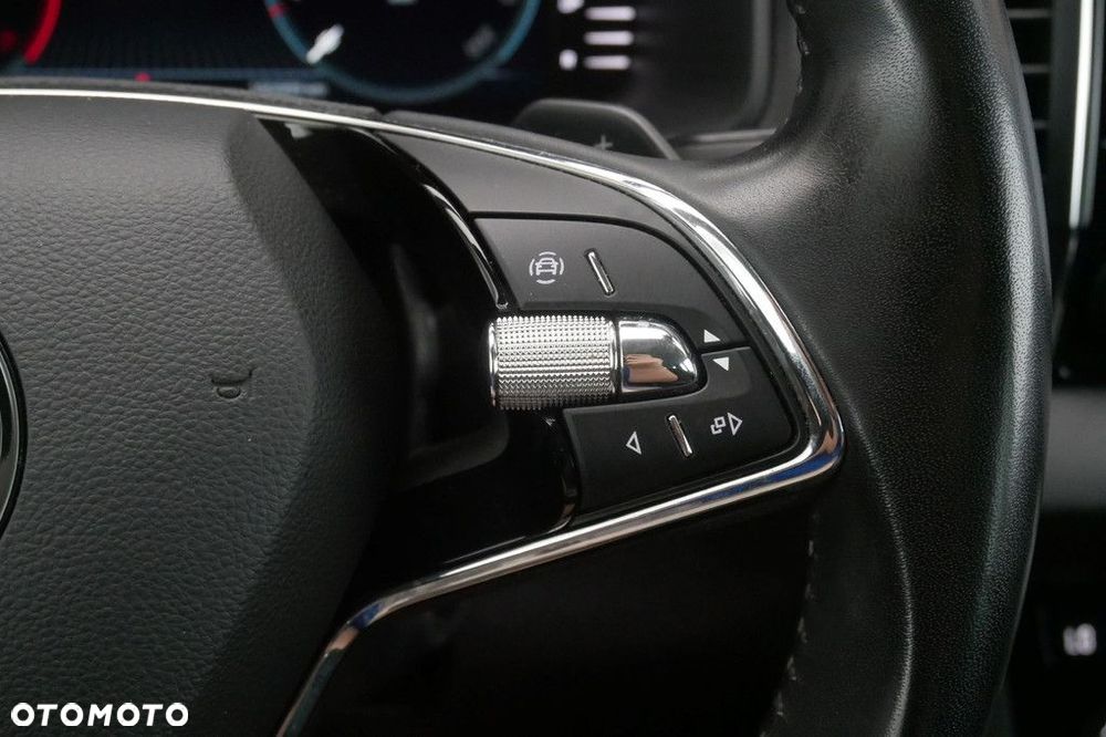 Skoda Karoq 1.5 TSI ACT Selection DSG - 27