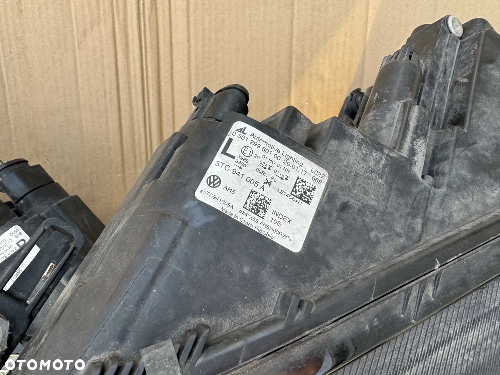 VW Touran 5ta reflektor UK ANGLIK prawy lewy lampa przód - 4