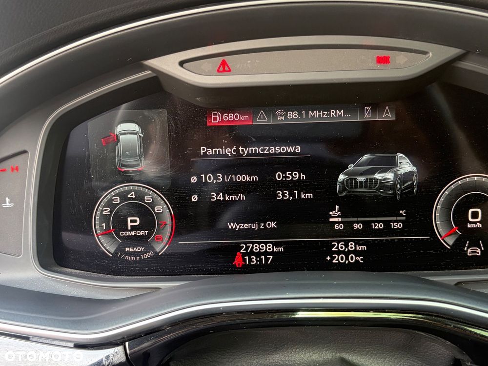 Audi Q8 55 TFSI quattro tiptronic - 12