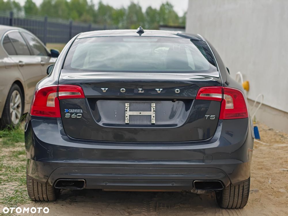 Volvo S60 T5 Geartronic Momentum - 16