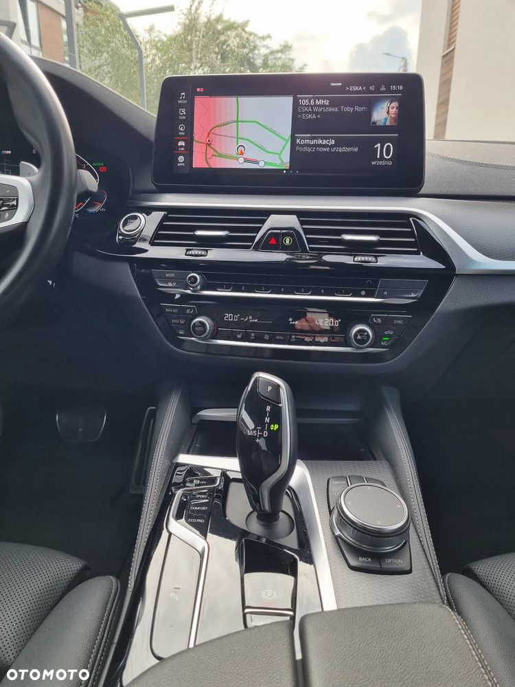 BMW Seria 5 520d xDrive MHEV M Sport sport - 16
