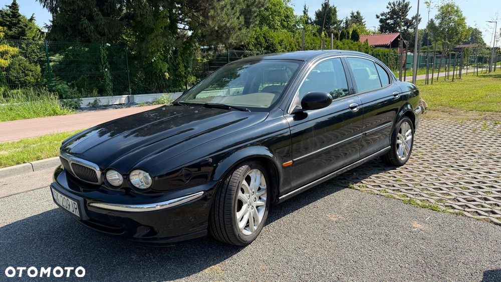 Jaguar X-Type 3.0 V6 4x4 Executive - 9
