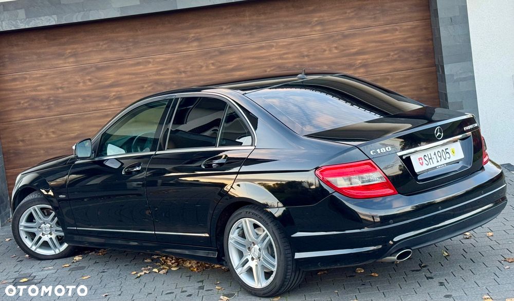 Mercedes-Benz Klasa C 180 BlueEFFICIENCY 7G-TRONIC Avantgarde - 8